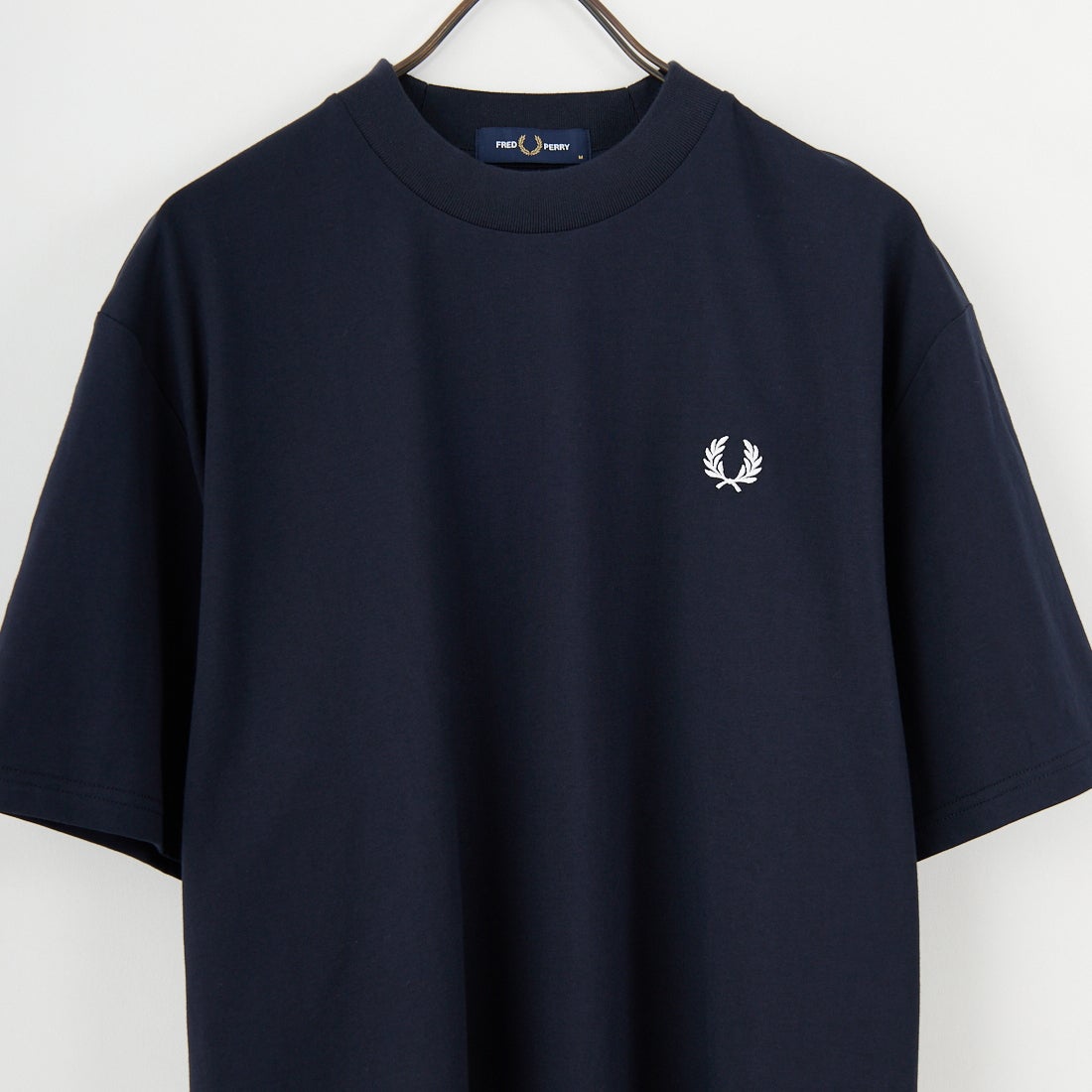 FRED PERRY [フレッドペリー] ブランドロゴバックプリントTシャツ [M2475] 608 NAVY