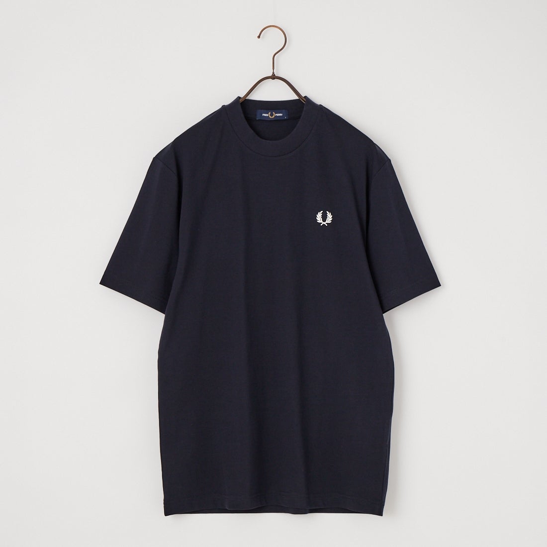 FRED PERRY [フレッドペリー] ブランドロゴバックプリントTシャツ [M2475] 608 NAVY