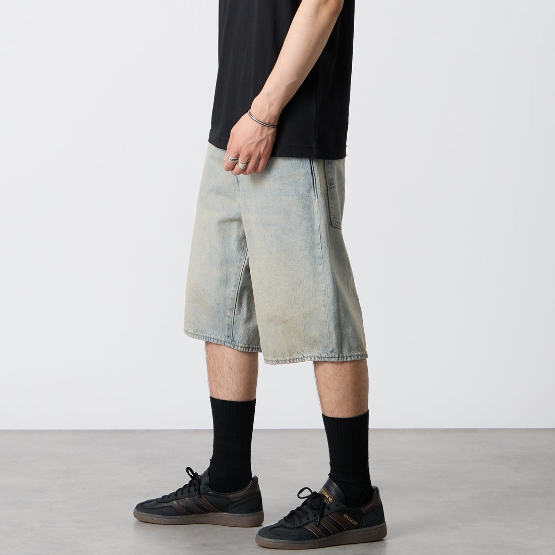 LEVI'S [リーバイス] 478 バギーショートパンツ [001JM-00] 13 ALTERNA &&モデル身長：177cm 着用サイズ：30&&