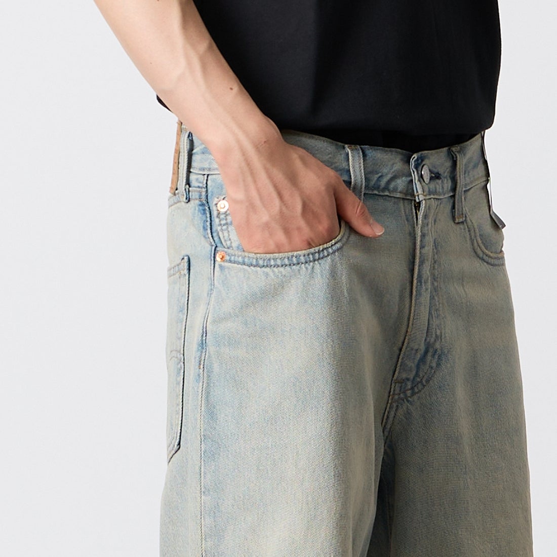 LEVI'S [リーバイス] 478 バギーショートパンツ [001JM-00] 13 ALTERNA &&モデル身長：177cm 着用サイズ：30&&