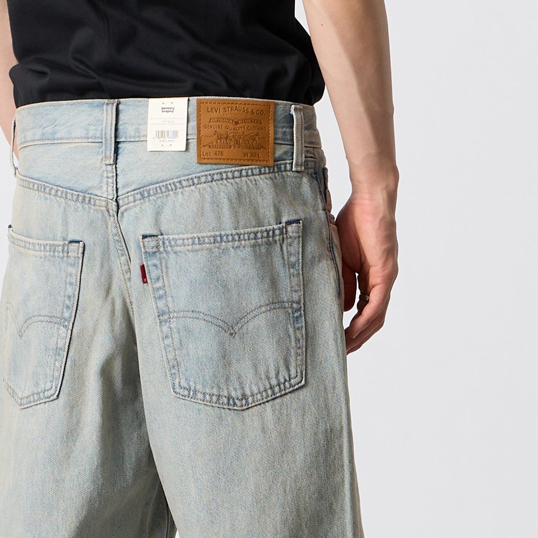 LEVI'S [リーバイス] 478 バギーショートパンツ [001JM-00] 13 ALTERNA &&モデル身長：177cm 着用サイズ：30&&