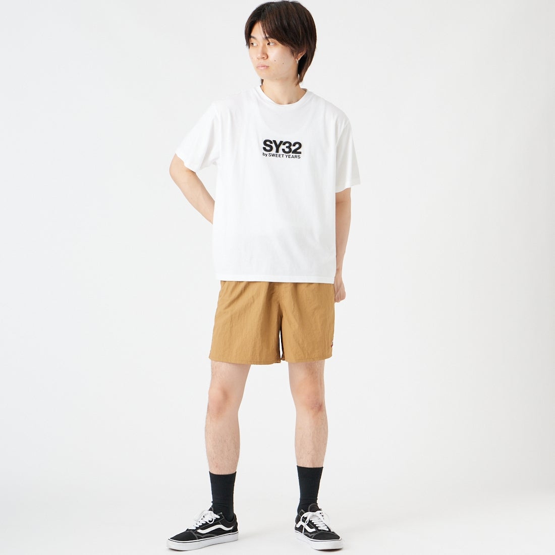 SY32 [エスワイサーティトゥ] 3D刺繍ショートスリーブTシャツ [32-26SN1-49] WHITE &&モデル身長：177cm 着用サイズ：M&&