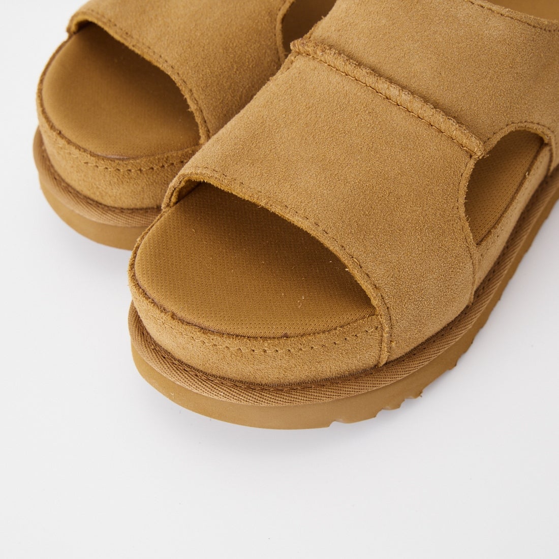 UGG [アグ] ゴールデンスター ハイ カットアウト スライド [1175132] CHESTNUT