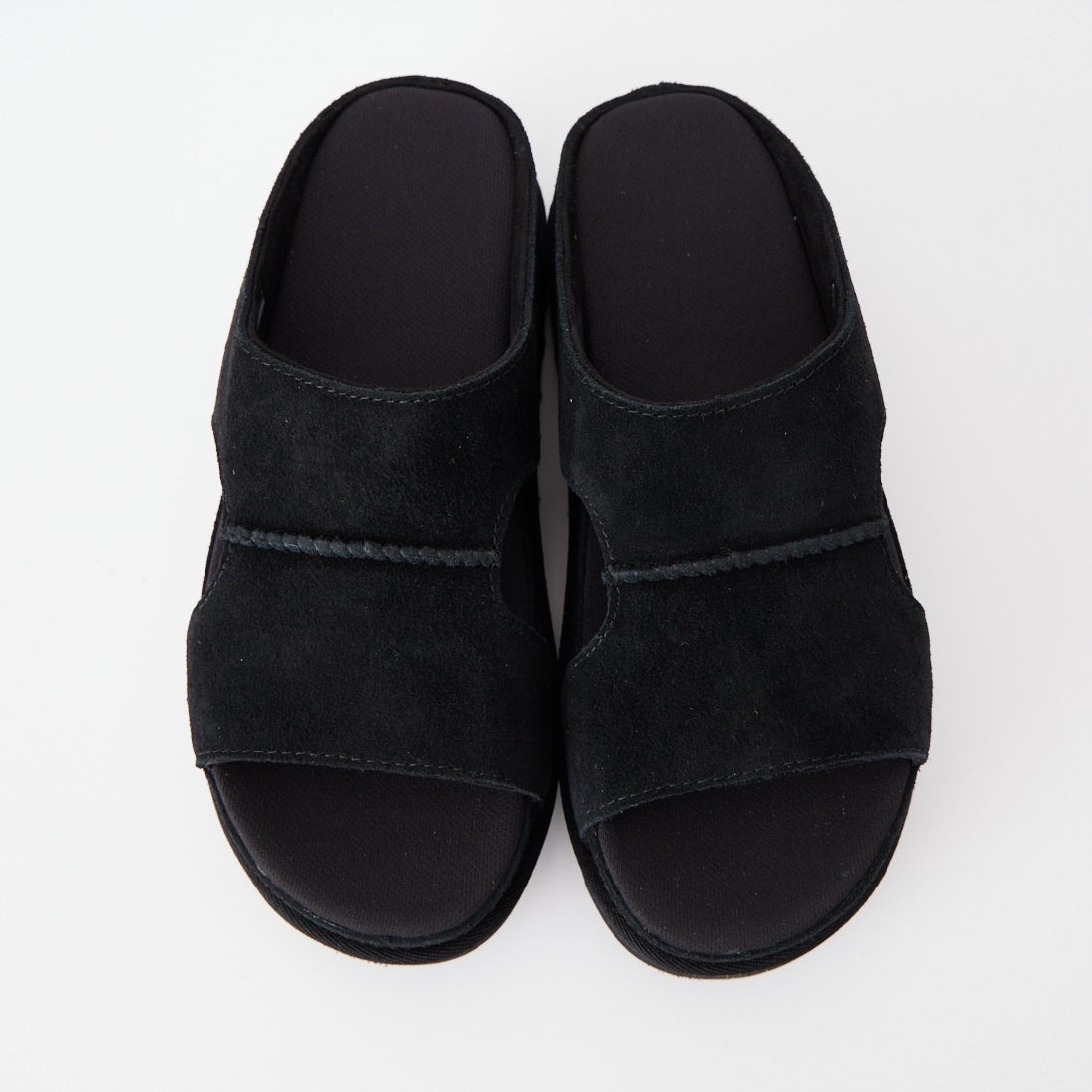 UGG [アグ] ゴールデンスター ハイ カットアウト スライド [1175132] BLACK