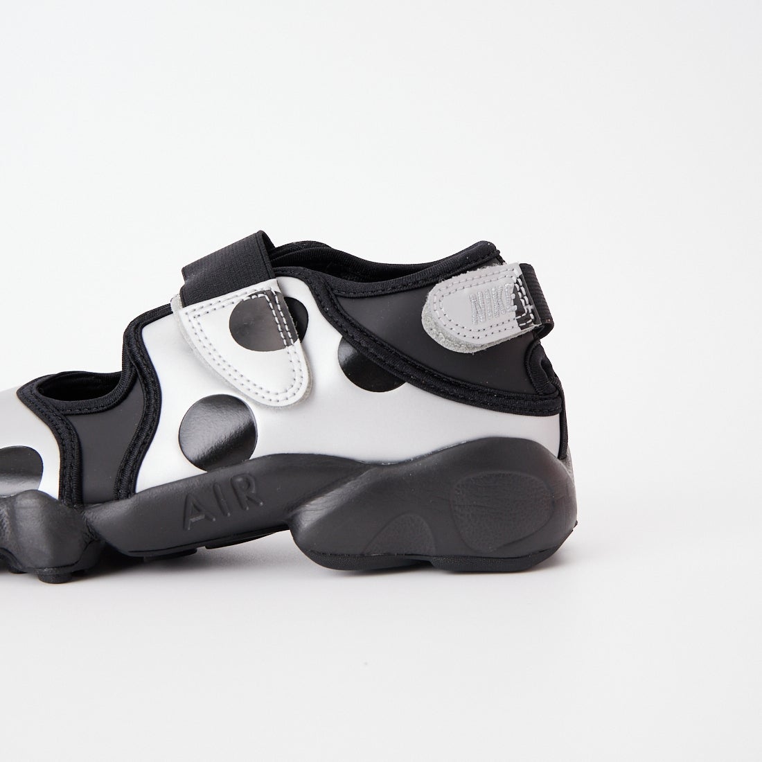 NIKE [ナイキ] エアリフト ドット [IR1226] 001 BLK/ME
