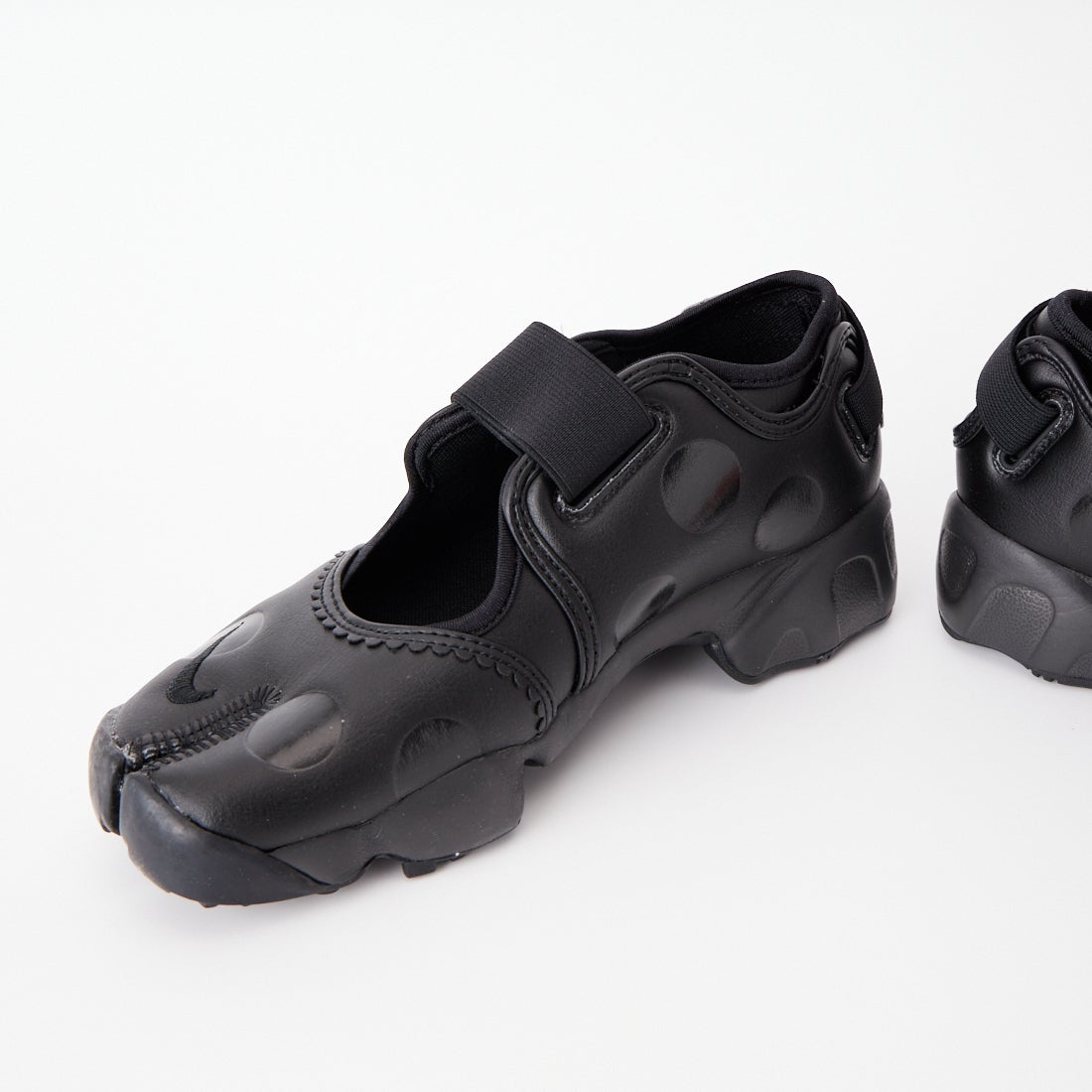 NIKE [ナイキ] エアリフト ドット [IR1226] 002 BLK/BL