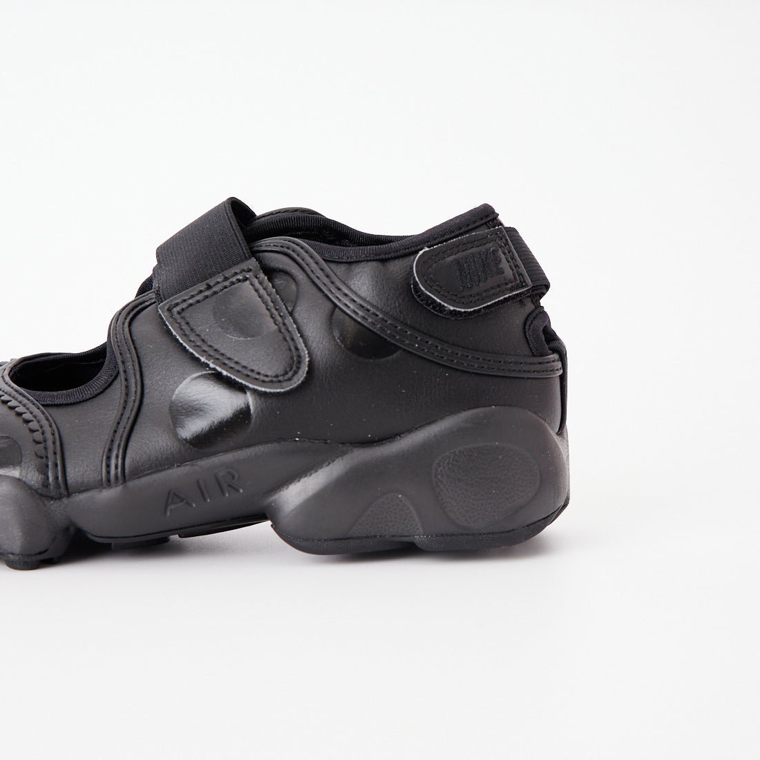 NIKE [ナイキ] エアリフト ドット [IR1226] 002 BLK/BL