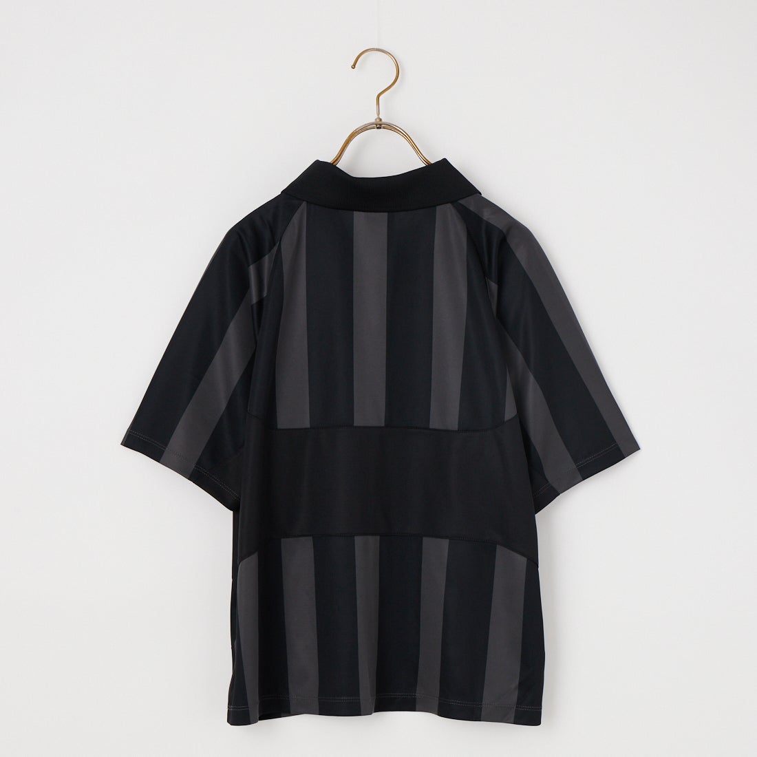NIKE [ナイキ] NSW オーバーサイズドストライプジャージー [IO0914] 010 BLACK