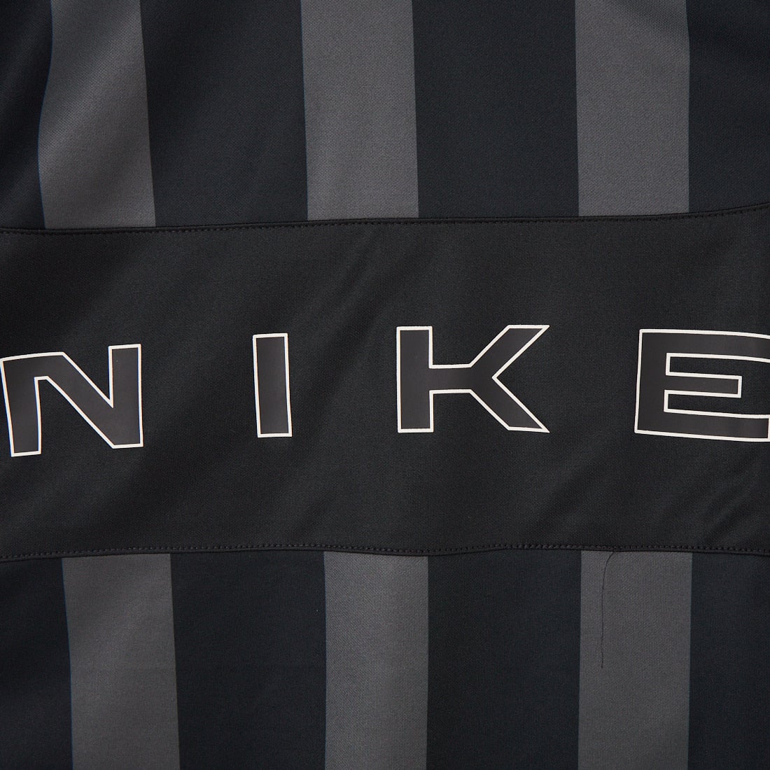 NIKE [ナイキ] NSW オーバーサイズドストライプジャージー [IO0914] 010 BLACK