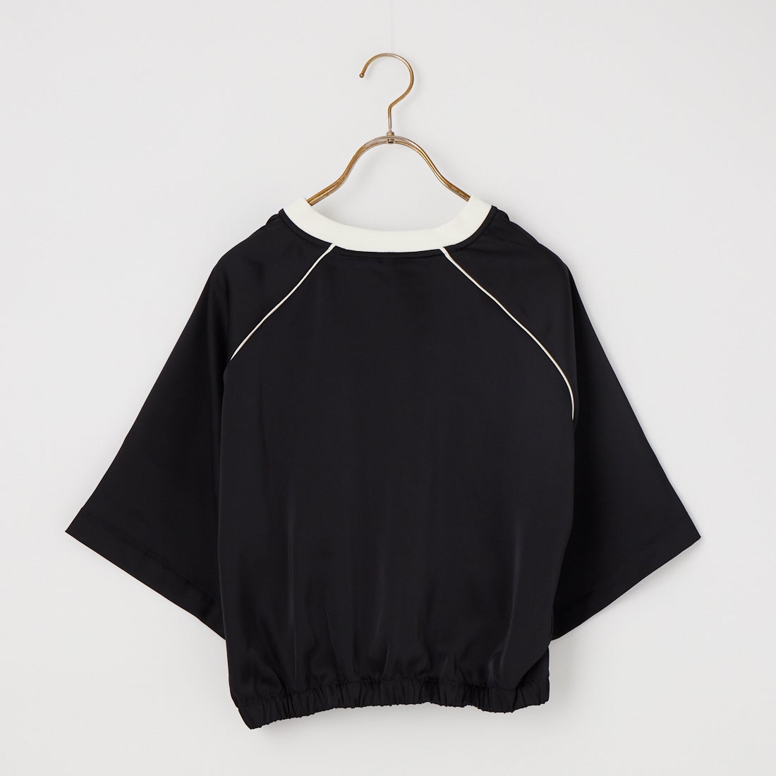 NIKE [ナイキ] NSW オーバーサイズドサテントップス [IH1331] 010 BLACK