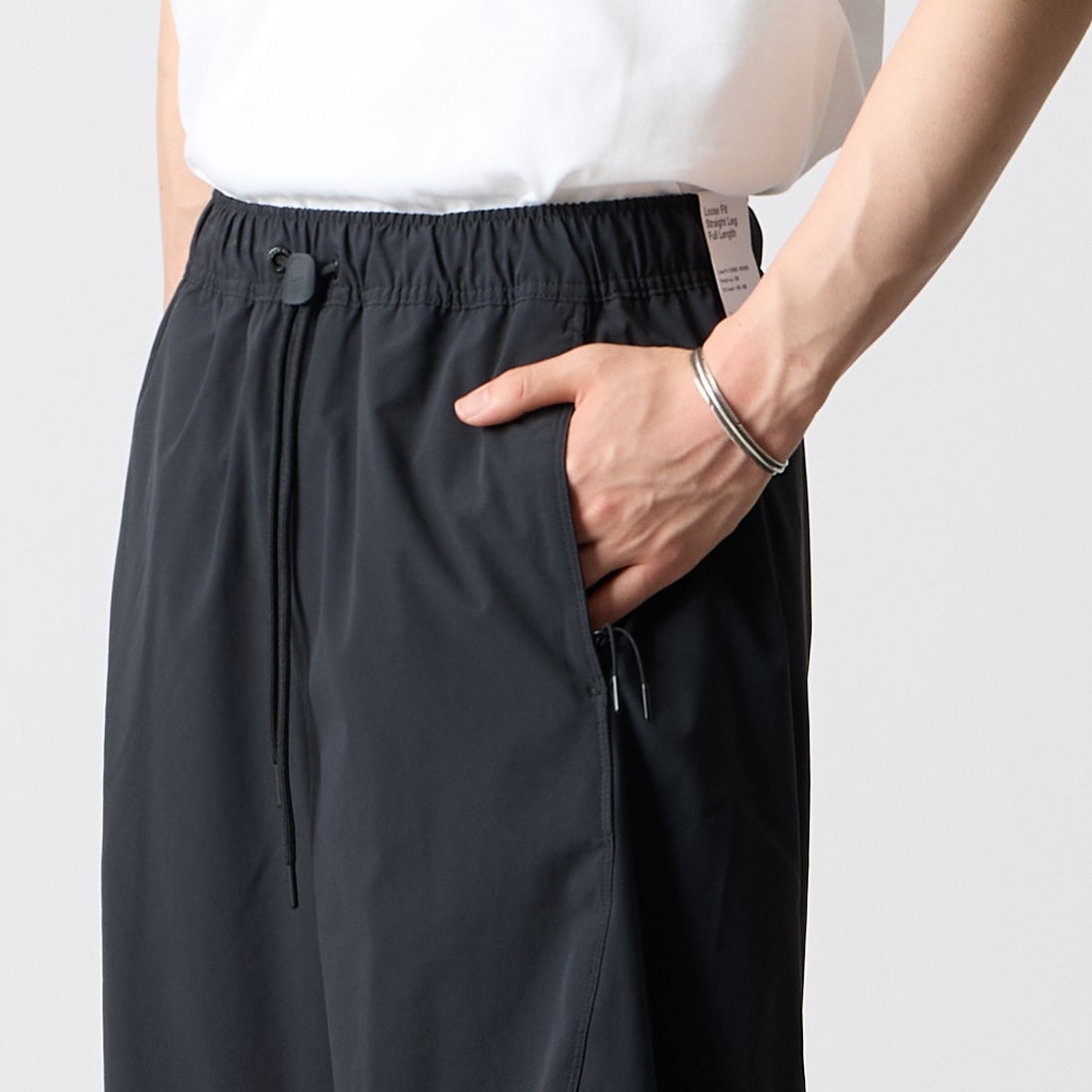 NIKE [ナイキ] テック ヘリオス Dri-FIT ロングパンツ [IF1283] 010 BLACK &&モデル身長：177cm 着用サイズ：M&&