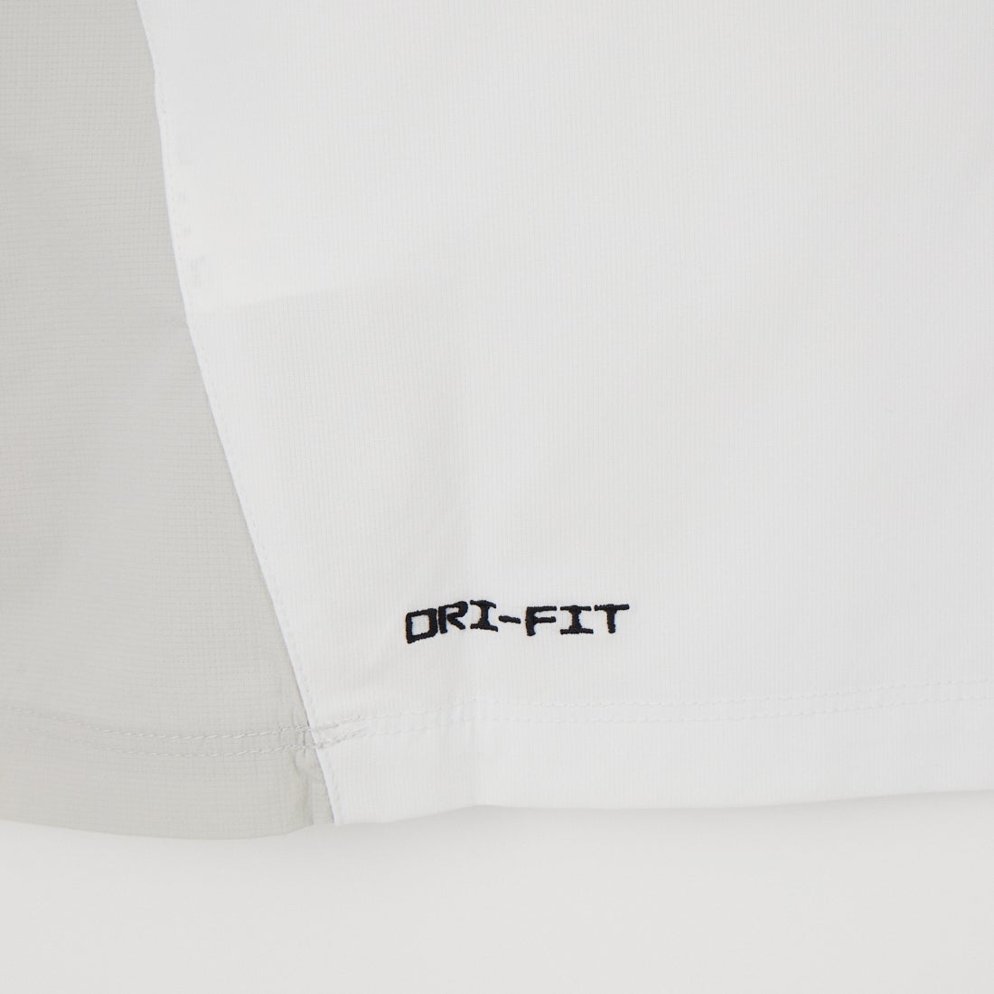 NIKE [ナイキ] テック ヘリオス Dri-FIT ショートスリーブトップ [II2351] 101 OFF/GR