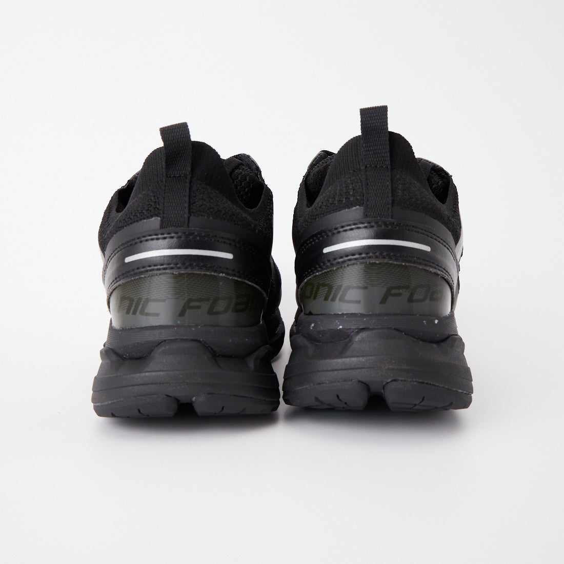 MOISTHROUGH 360 [モイスルー360] VENTIRIS スニーカー [M1119M] BLACK