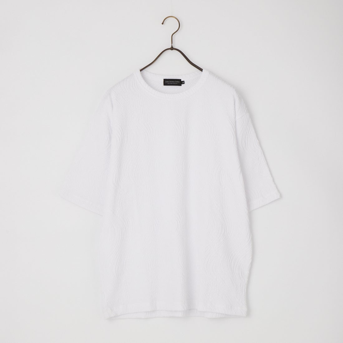 001 WHT