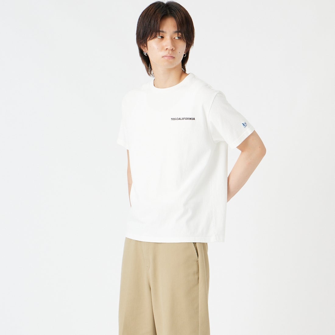 The Endless Summer [エンドレスサマー] BUHI チェアショートスリーブTシャツ [FH-26574355] 60 PIED &&モデル身長：177cm 着用サイズ：M&&