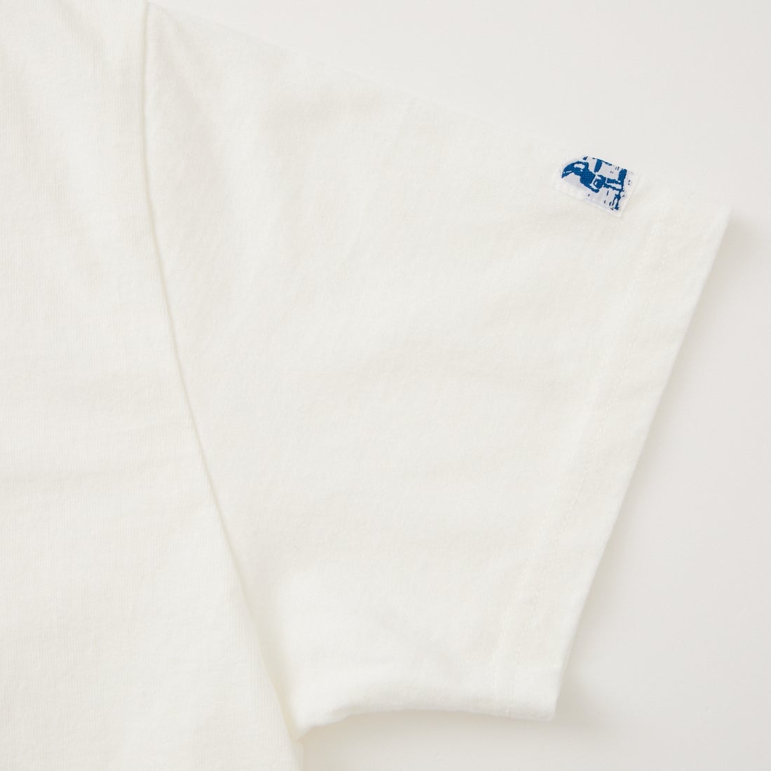 The Endless Summer [エンドレスサマー] 別注 BUHI HUNTINGTON バックプリントTシャツ [FH-26574502-JF] WHITE