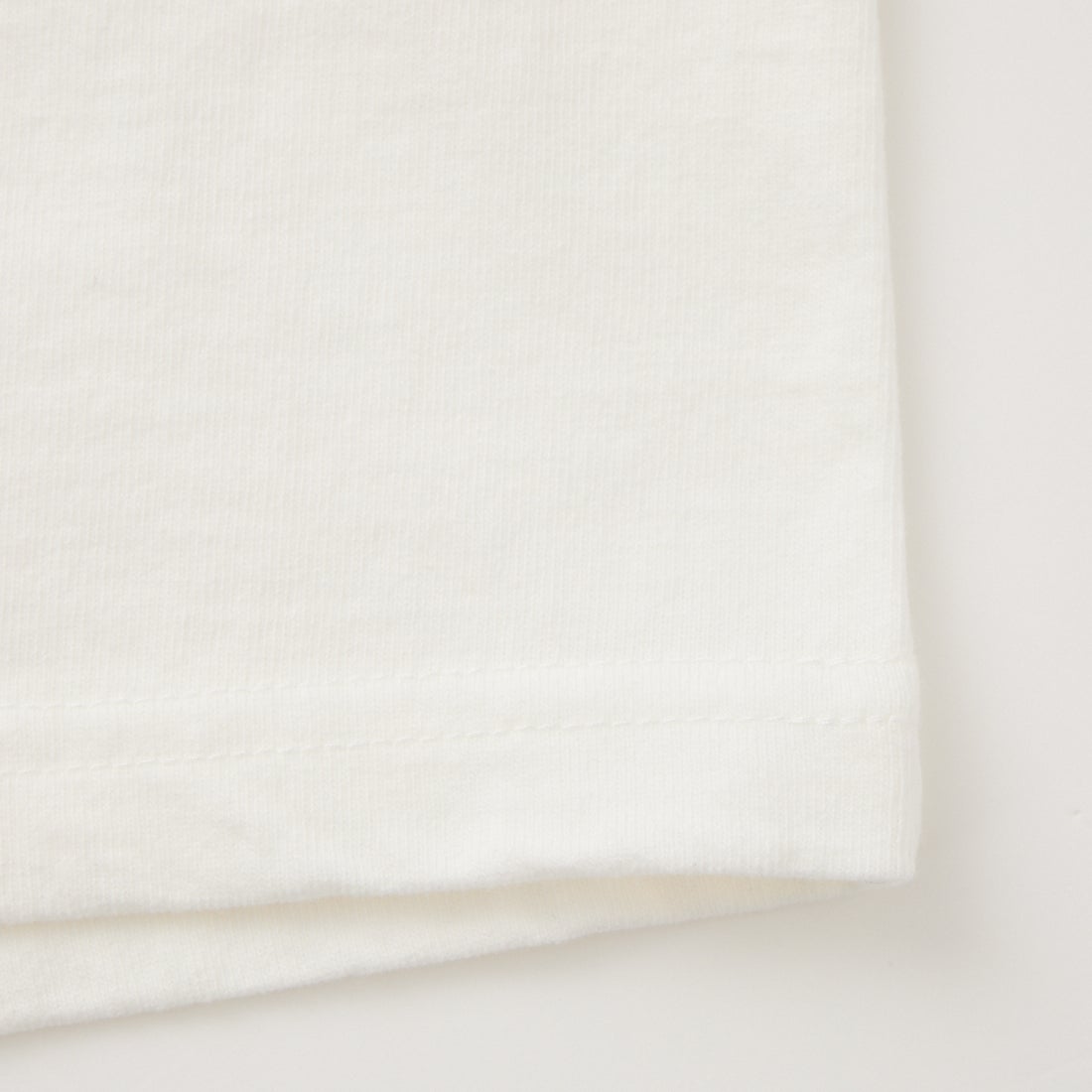 The Endless Summer [エンドレスサマー] 別注 BUHI HUNTINGTON バックプリントTシャツ [FH-26574502-JF] WHITE