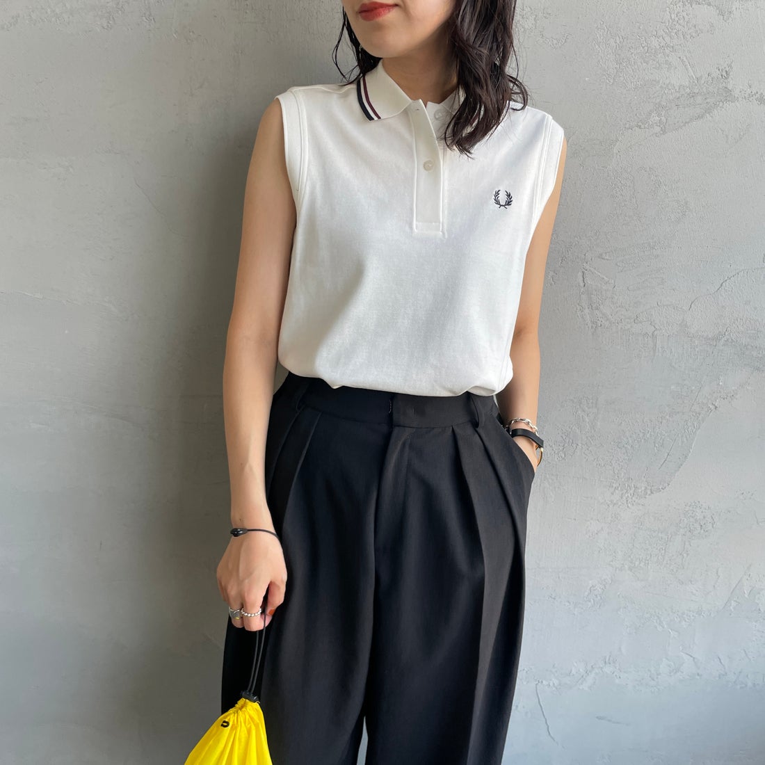 FRED PERRY [フレッドペリー] スリーブレスポロシャツ [G7200] 19C SNOW W &&モデル身長：160cm 着用サイズ：10&&
