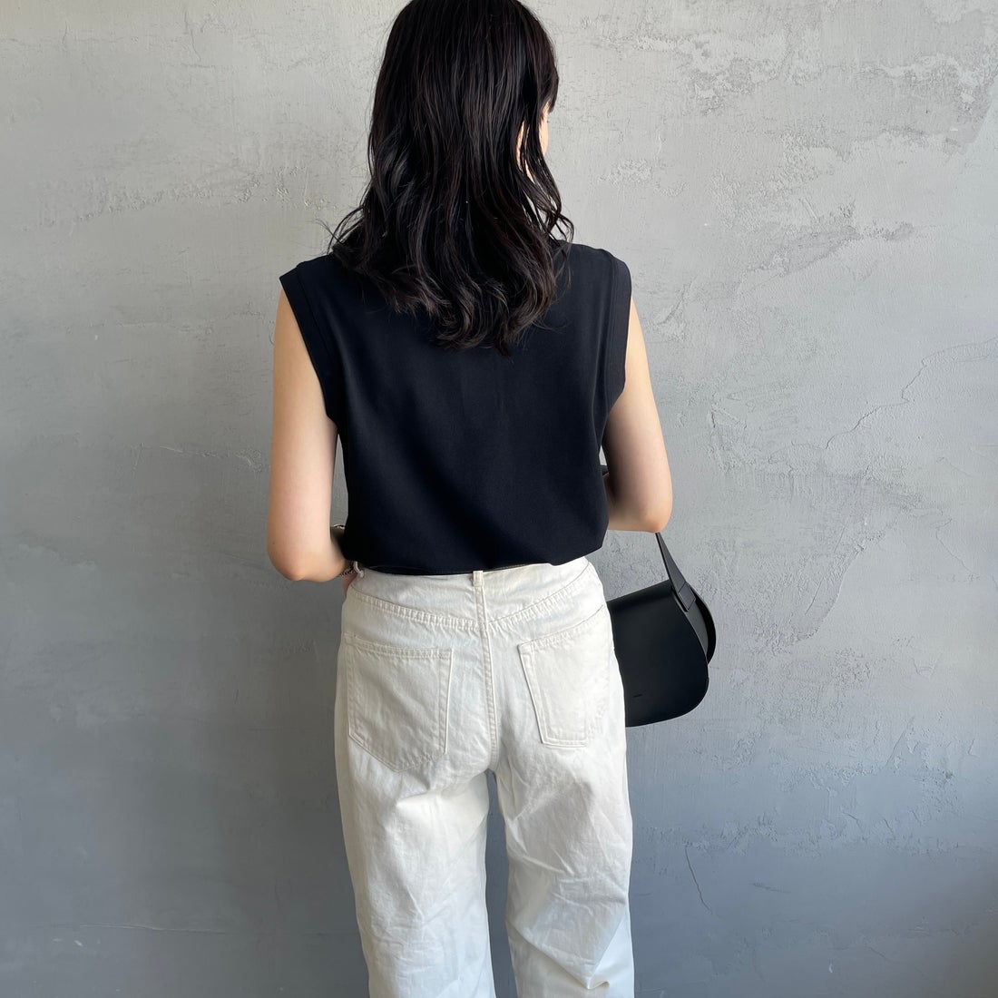 FRED PERRY [フレッドペリー] スリーブレスポロシャツ [G7200] 350 BLACK &&モデル身長：160cm 着用サイズ：10&&