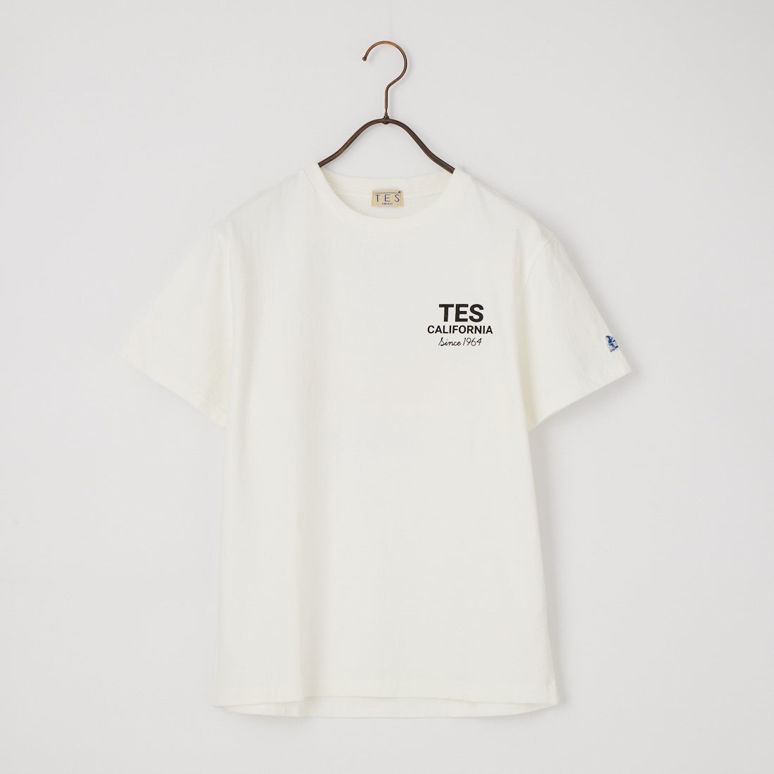 The Endless Summer [エンドレスサマー] 別注 BUHI HUNTINGTON バックプリントTシャツ [FH-26574502-JF] WHITE