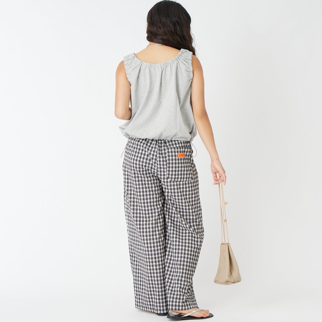 MAISON SPECIAL [メゾンスペシャル] 2WAY裏毛ギャザートップス [21261416302] GRY &&モデル身長：162cm 着用サイズ：F&&
