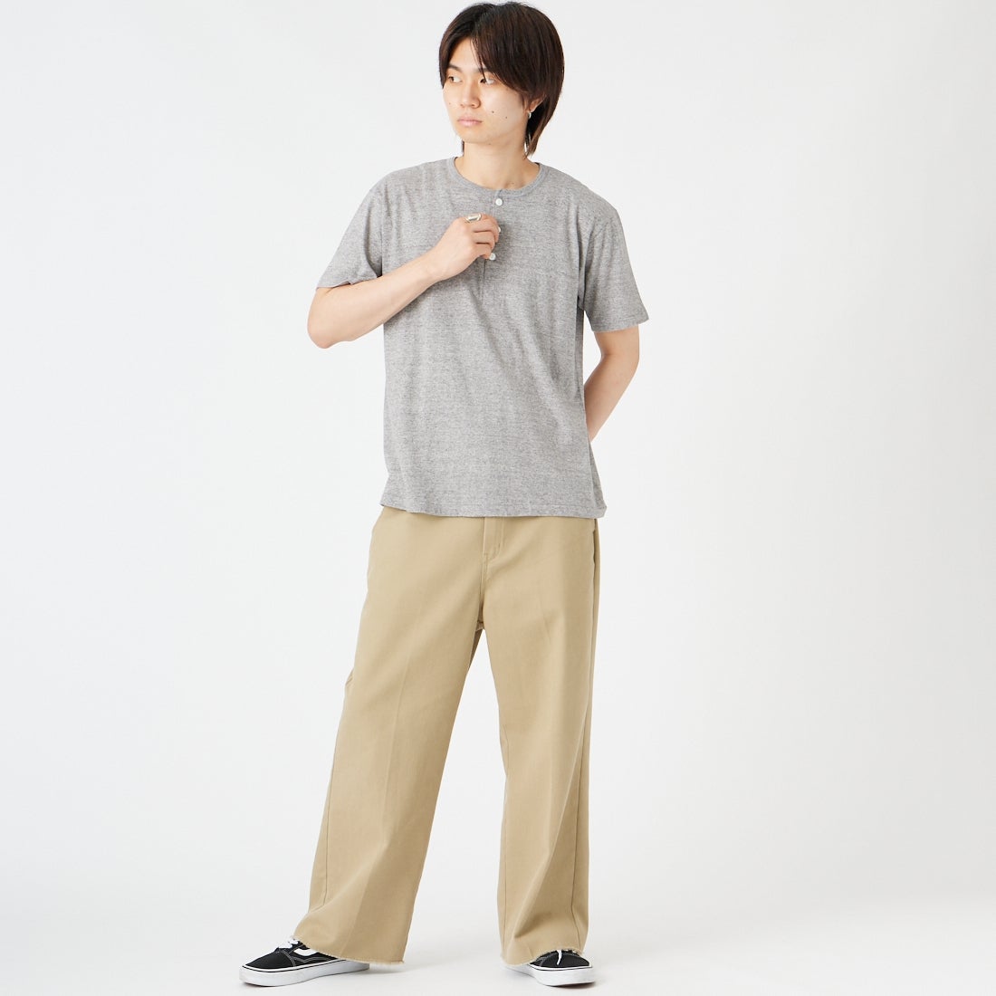 Health knit [ヘルスニット] トンプキンス ヘンリーネックショートスリーブTシャツ [212] H.GRAY &&モデル身長：177cm 着用サイズ：M&&