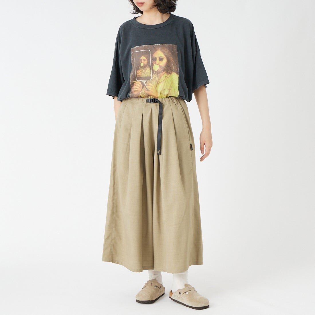 GRAMiCCi [グラミチ] リネンライクフレアパンツ [GLP6-S2026] MILK TEA &&モデル身長：162cm 着用サイズ：S&&