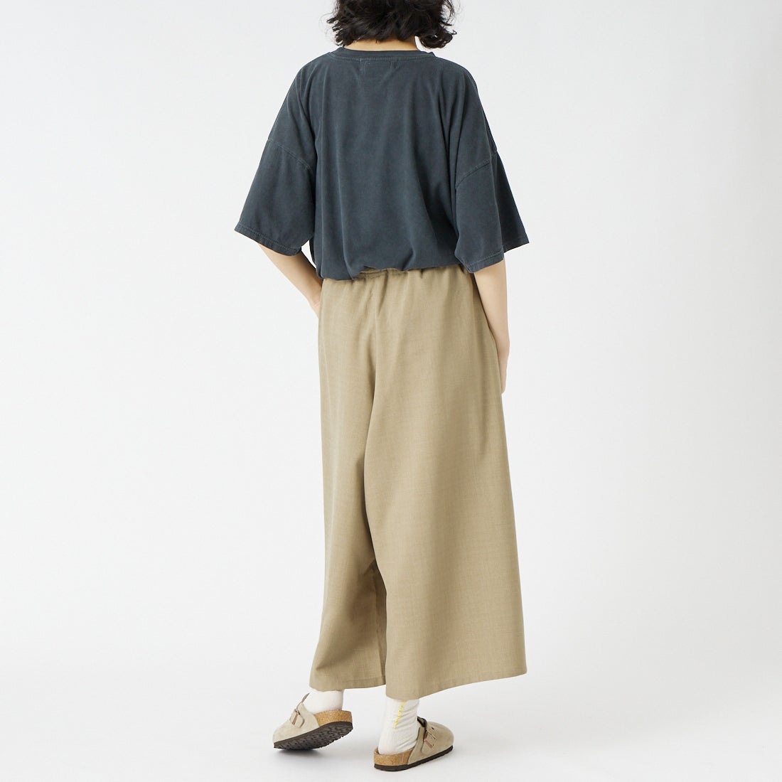 GRAMiCCi [グラミチ] リネンライクフレアパンツ [GLP6-S2026] MILK TEA &&モデル身長：162cm 着用サイズ：S&&