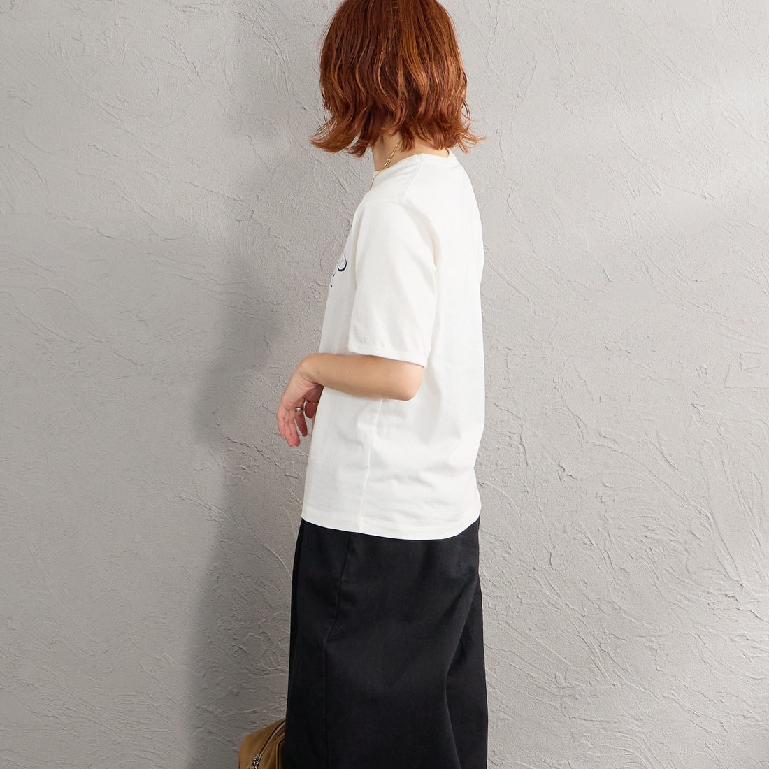 THE SHINZONE [ザ シンゾーン] SLADOLED PARLOR Tシャツ [26MMSCU06] 01 WHITE &&モデル身長：158cm 着用サイズ：F0&&