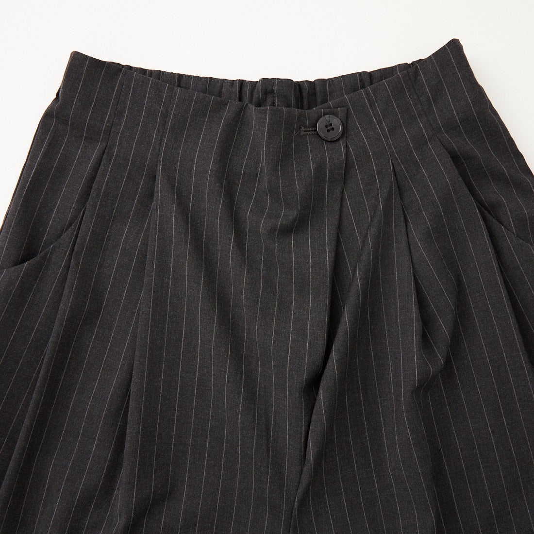 WILLFULLY [ウィルフリー] ラップタックストライプパンツ [2611-PT-09] BLACK