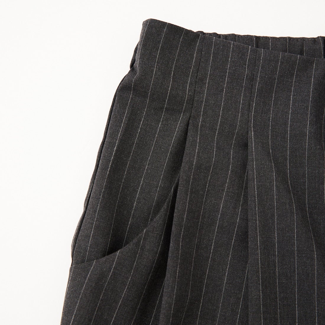WILLFULLY [ウィルフリー] ラップタックストライプパンツ [2611-PT-09] BLACK