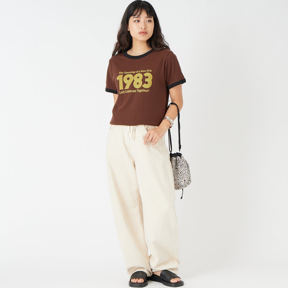 SCREEN STARS [スクリーンスターズ] 別注 プリントリンガーTシャツ [2622-232IN-JF] BROWN &&モデル身長：162cm 着用サイズ：F&&