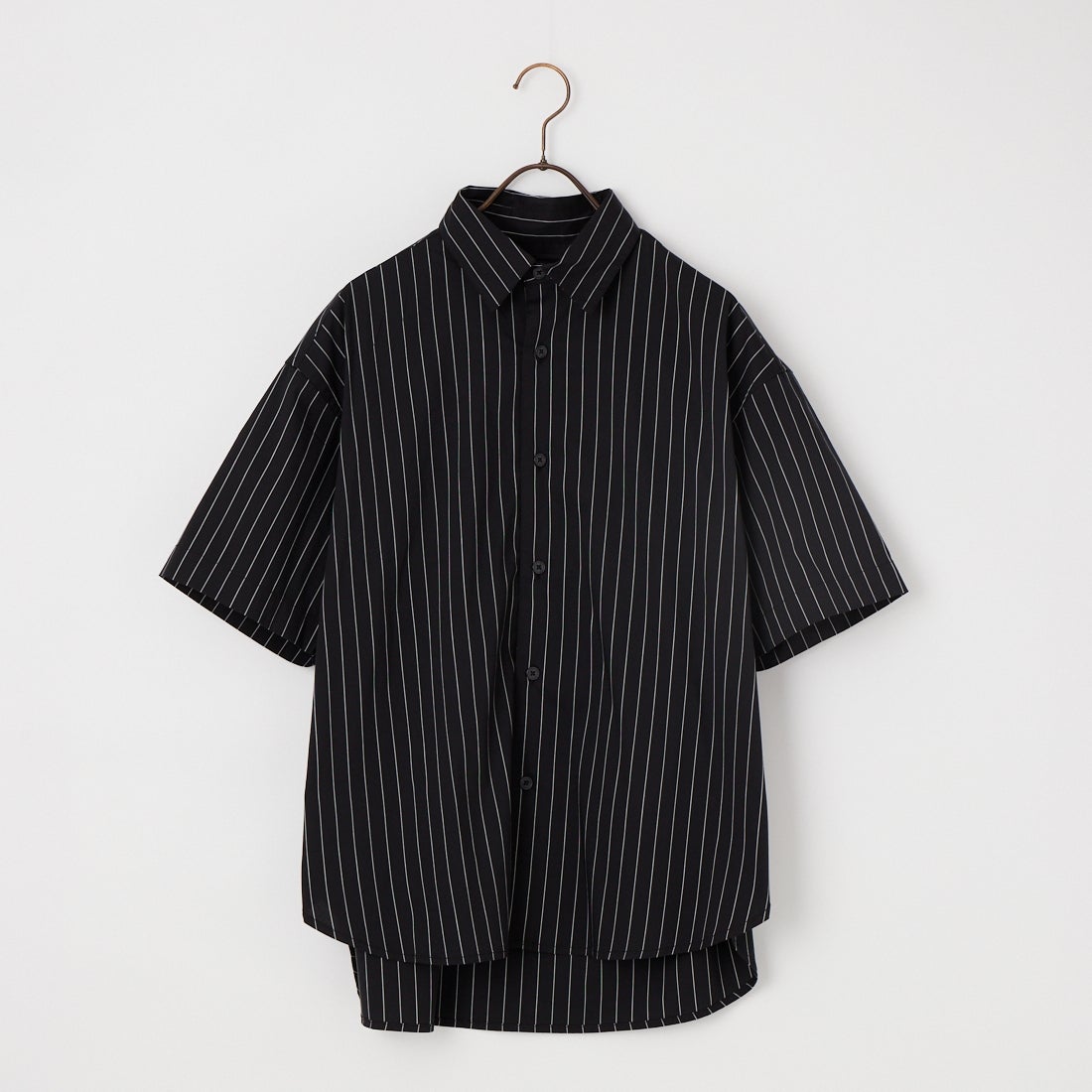 700 BLACK