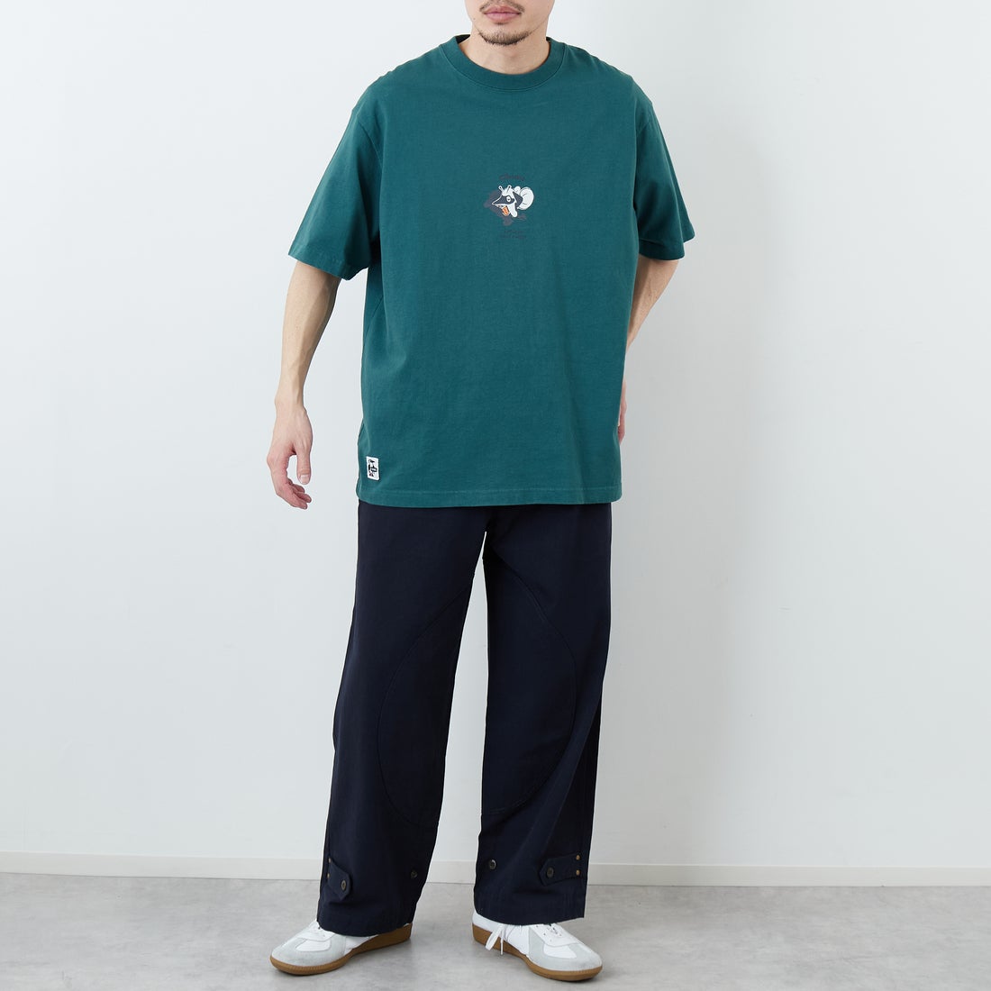 CHUMS [チャムス] アンチバグライトTシャツ [CH01-2717] T035 D.TEA &&モデル身長：167cm 着用サイズ：L&&
