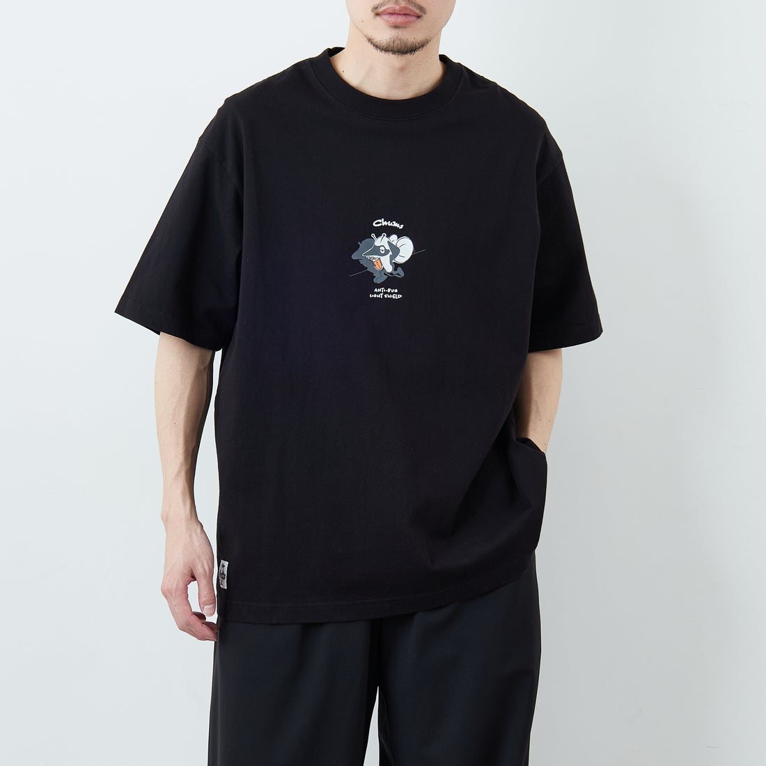 CHUMS [チャムス] アンチバグライトTシャツ [CH01-2717] K001 BLACK &&モデル身長：167cm 着用サイズ：L&&