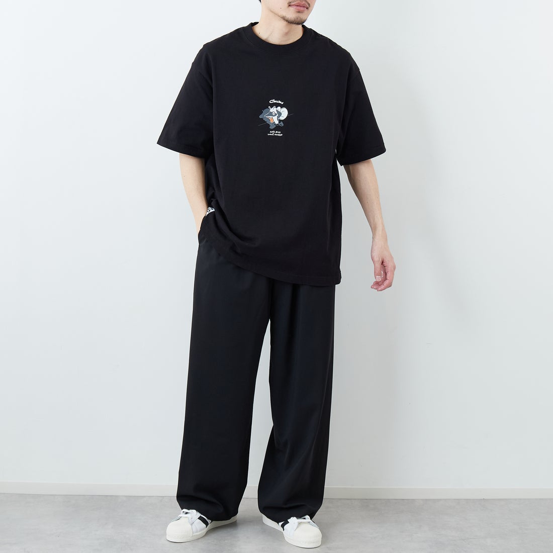 CHUMS [チャムス] アンチバグライトTシャツ [CH01-2717] K001 BLACK &&モデル身長：167cm 着用サイズ：L&&