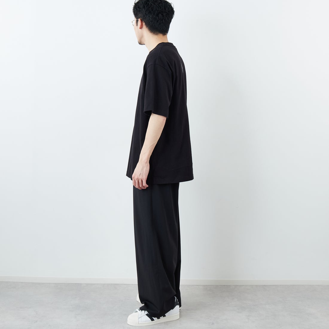 CHUMS [チャムス] アンチバグライトTシャツ [CH01-2717] K001 BLACK &&モデル身長：167cm 着用サイズ：L&&