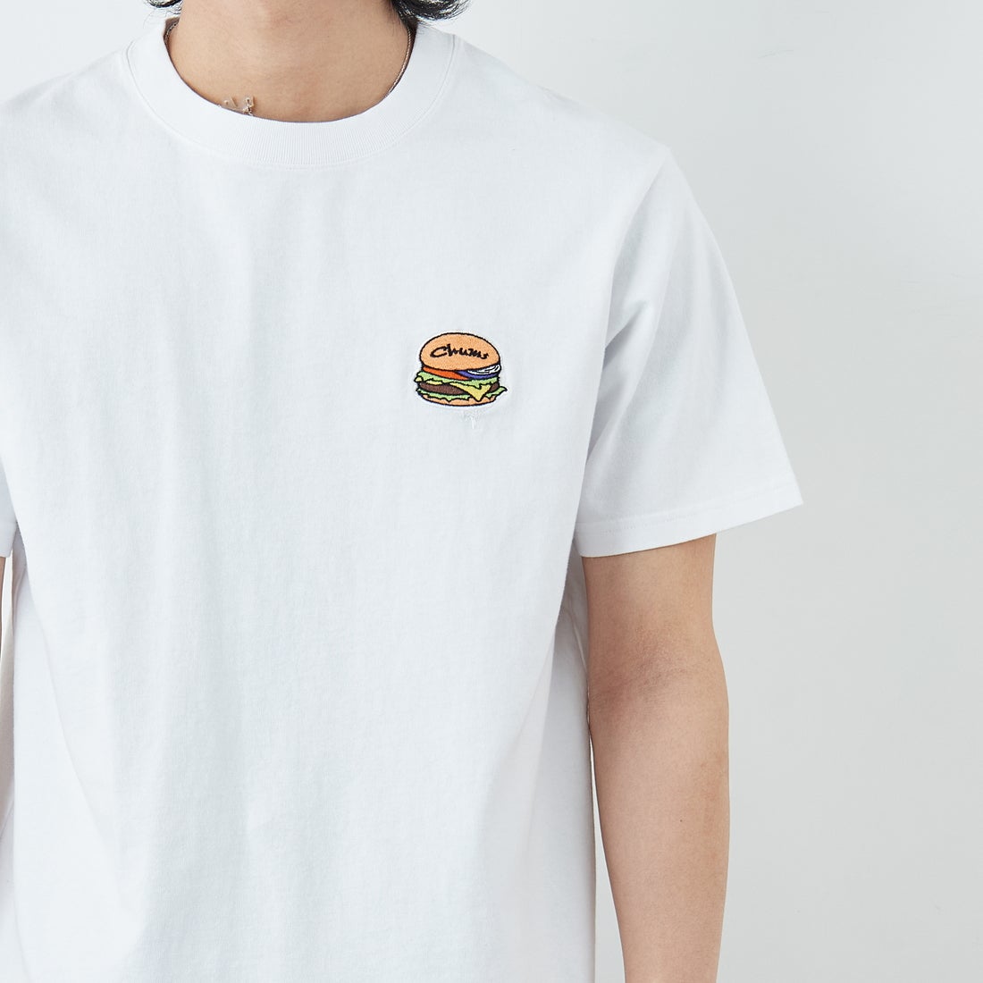 CHUMS [チャムス] ハンドメイドハンバーガーTシャツ [CH01-2740] W001 WHITE &&モデル身長：179cm 着用サイズ：L&&