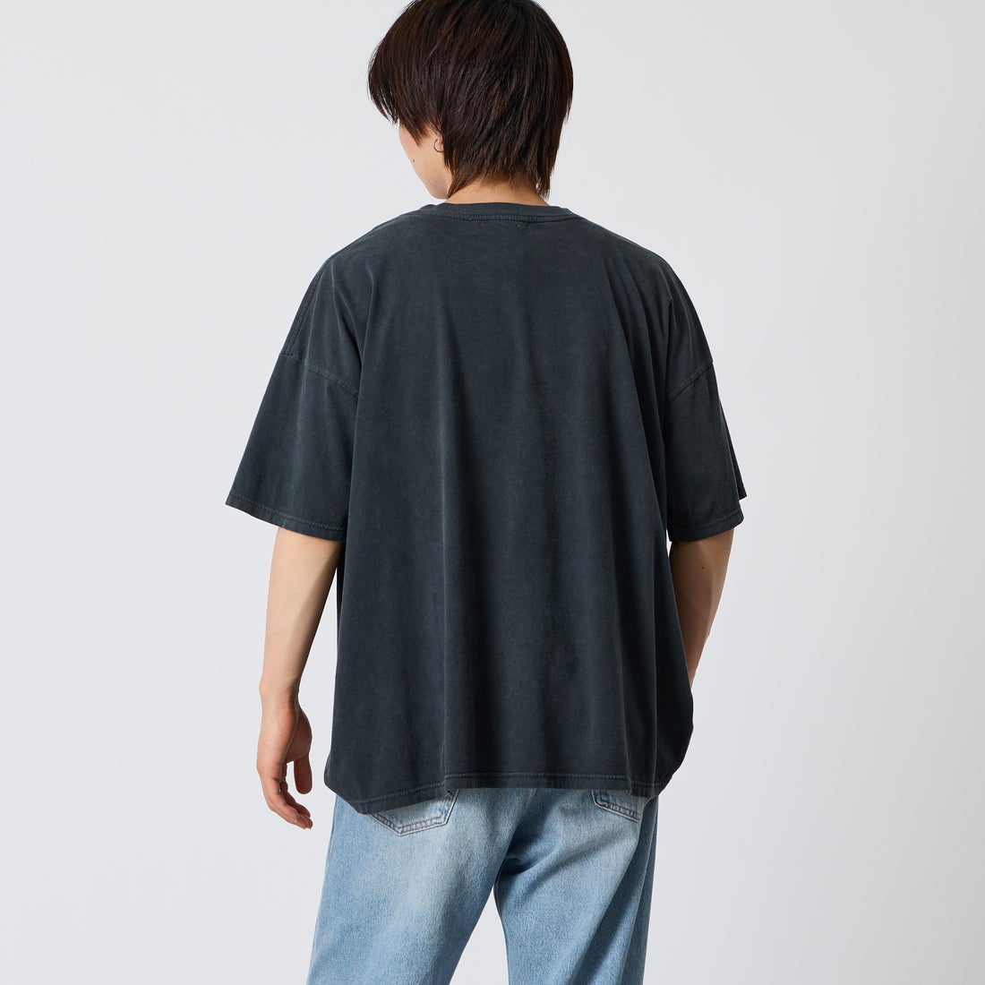 REMI RELIEF [レミレリーフ] 別注 SP加工ビッグプリントTシャツ L.S.U [RN30389188-JF] BLACK &&モデル身長：177cm 着用サイズ：M&&