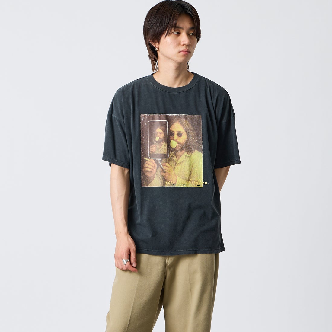 REMI RELIEF [レミレリーフ] 別注 SP加工ビッグプリントTシャツ ART [RN30389157-JF] BLACK &&モデル身長：177cm 着用サイズ：S&&
