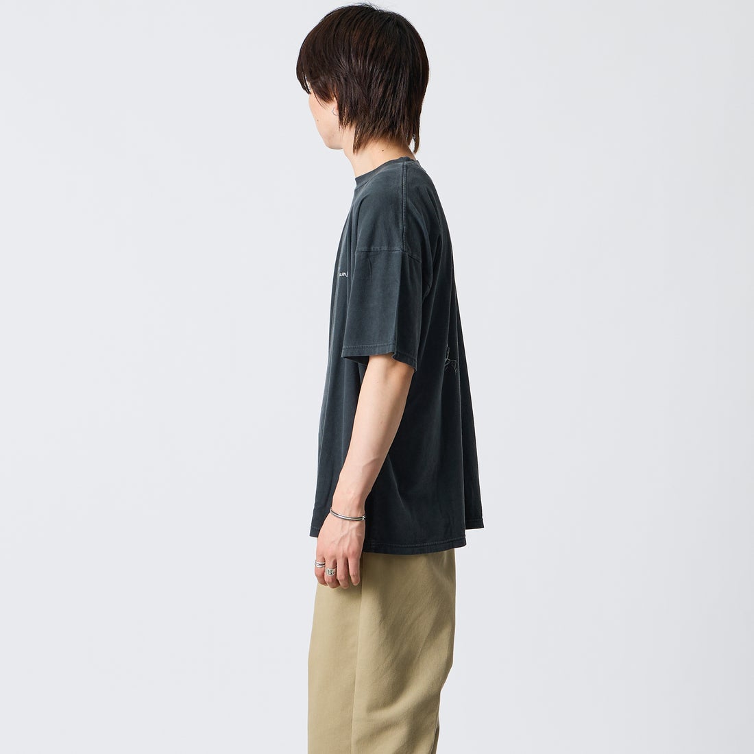 REMI RELIEF [レミレリーフ] 別注 SP加工ビッグプリントTシャツ RANDOM PRINT [RN30389197-JF] BLACK &&モデル身長：177cm 着用サイズ：S&&