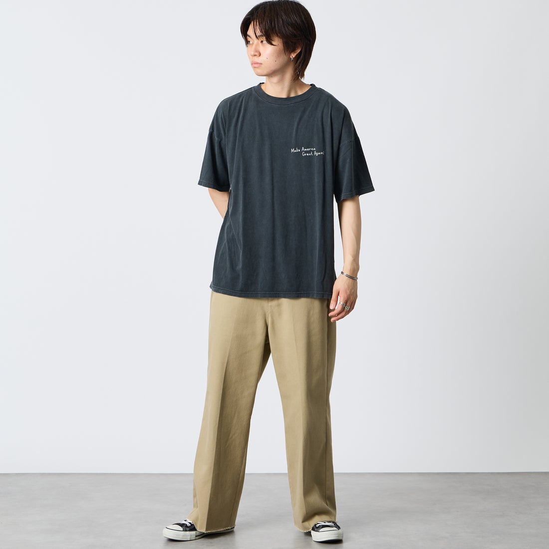 REMI RELIEF [レミレリーフ] 別注 SP加工ビッグプリントTシャツ RANDOM PRINT [RN30389197-JF] BLACK &&モデル身長：177cm 着用サイズ：S&&