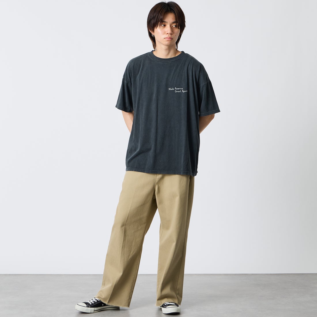 REMI RELIEF [レミレリーフ] 別注 SP加工ビッグプリントTシャツ RANDOM PRINT [RN30389197-JF] BLACK &&モデル身長：177cm 着用サイズ：S&&
