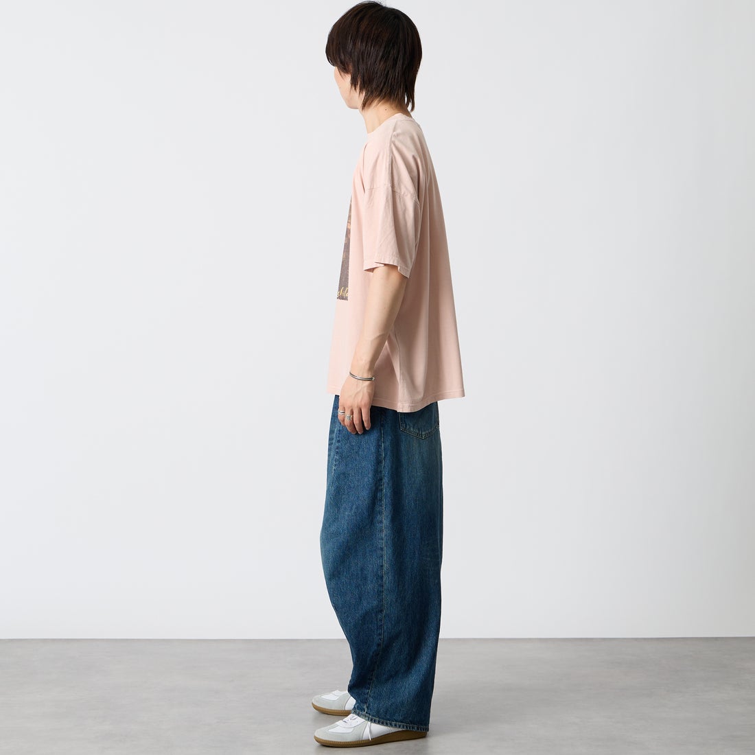 REMI RELIEF [レミレリーフ] 別注 SP加工ビッグプリントTシャツ ART [RN30389156-JF] L.PINK &&モデル身長：177cm 着用サイズ：S&&