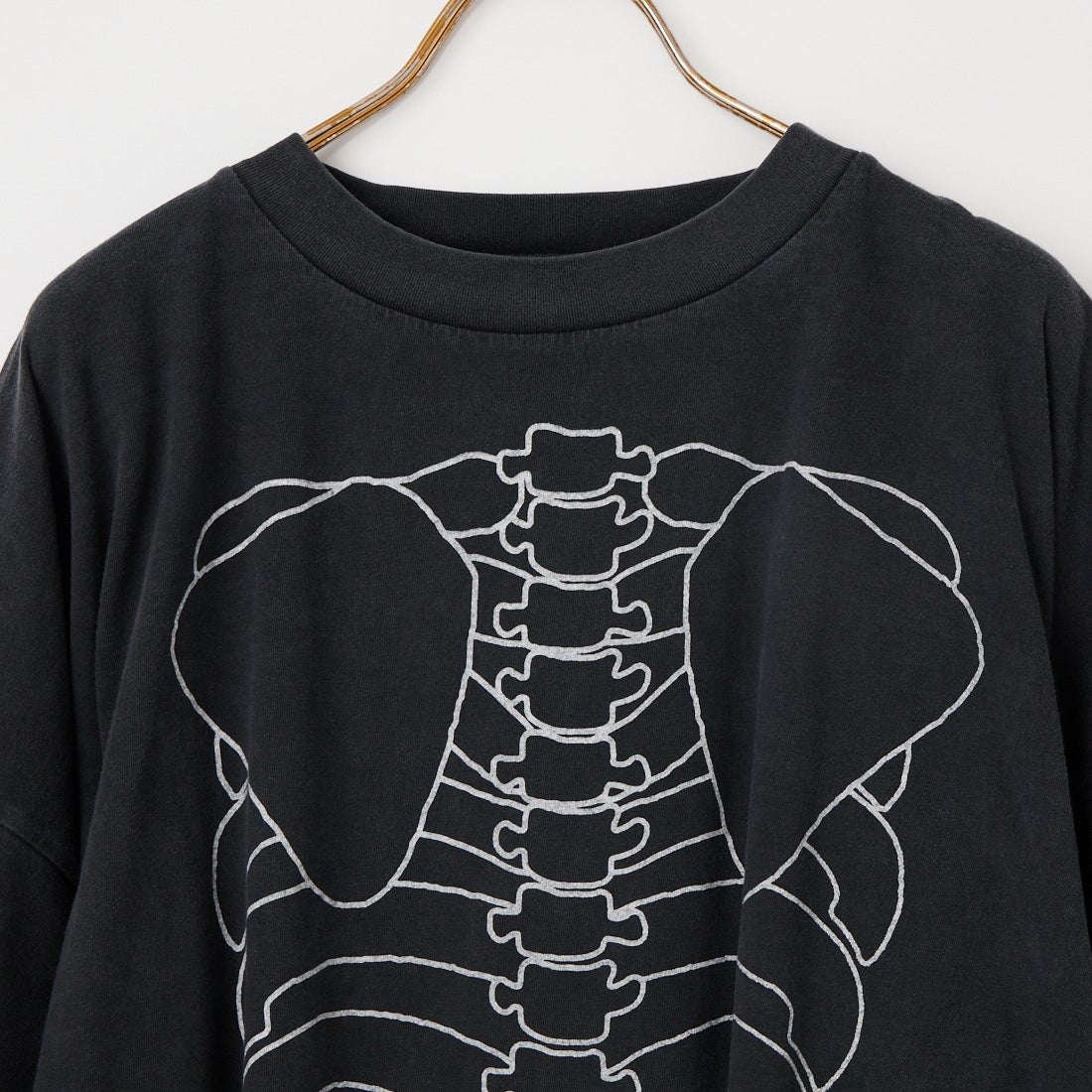 REMI RELIEF [レミレリーフ] 別注 SP加工ビッグプリントTシャツ BONE [RN27353166-JF] BLACK