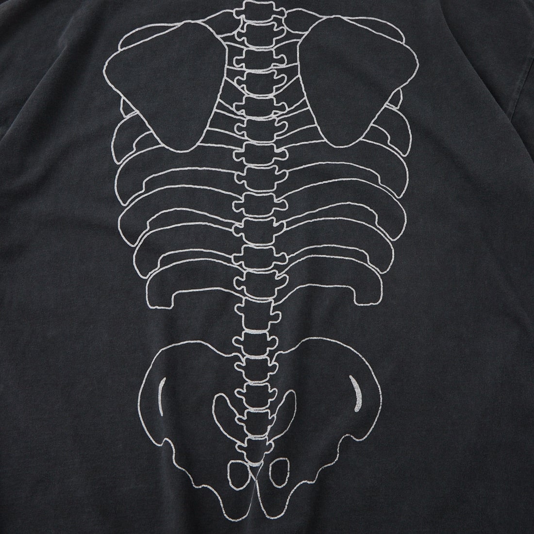 REMI RELIEF [レミレリーフ] 別注 SP加工ビッグプリントTシャツ BONE [RN27353166-JF] BLACK