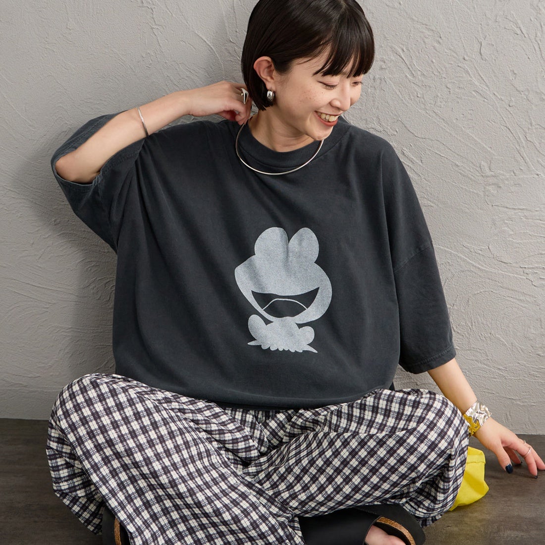 BLACK&&モデル身長：150cm 着用サイズF&&