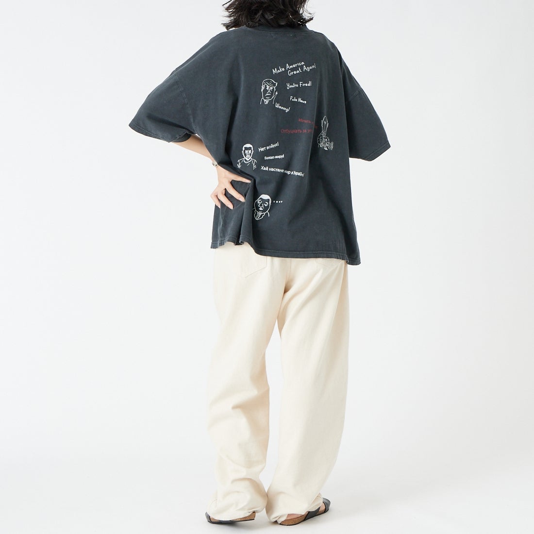 REMI RELIEF [レミレリーフ] 別注 SP加工ビッグプリントTシャツ RANDOM PRINT [RN30389197-JF] BLACK &&モデル身長：162cm 着用サイズ：F&&
