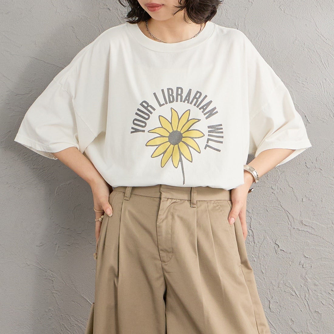OFF WHITE&&モデル身長：162cm 着用サイズ：F&&