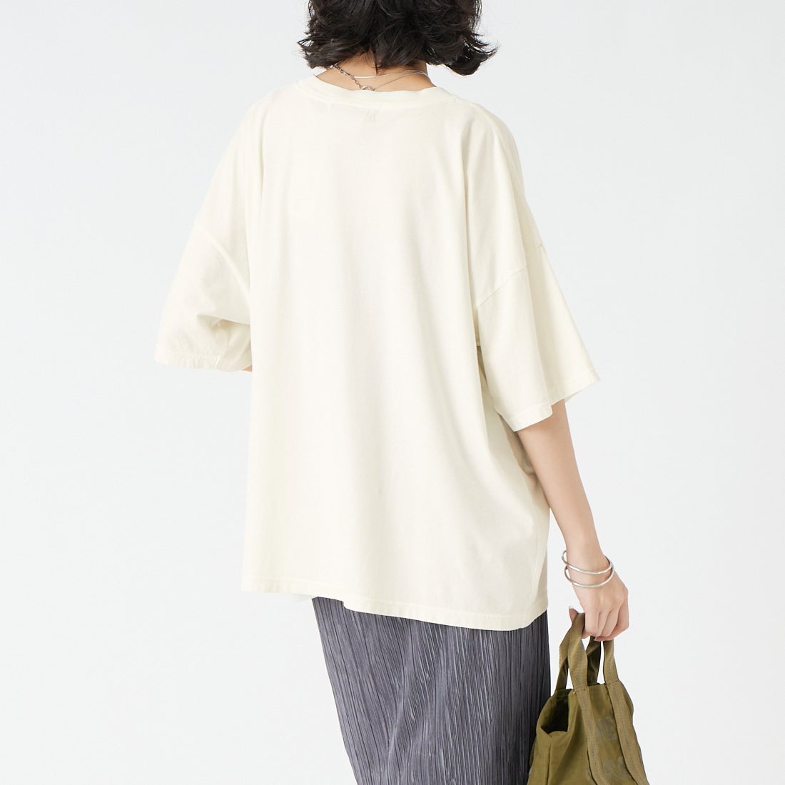 REMI RELIEF [レミレリーフ] 別注 SP加工ビッグプリントTシャツ SAVE YOUR SOUL [RN30389151-JF] OFF WHITE &&モデル身長：162cm 着用サイズ：F&&